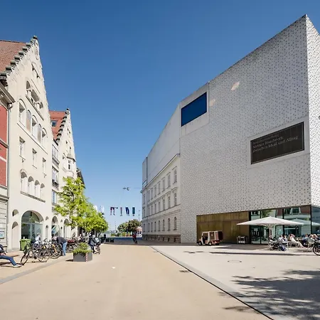 Loft In Seenaehe Im Herzen Von شقة